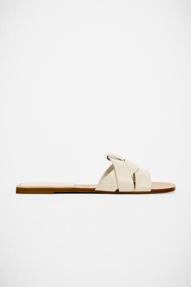 SANDALIA PLANA PIEL CRUZADA - Blanco Crudo de Zara