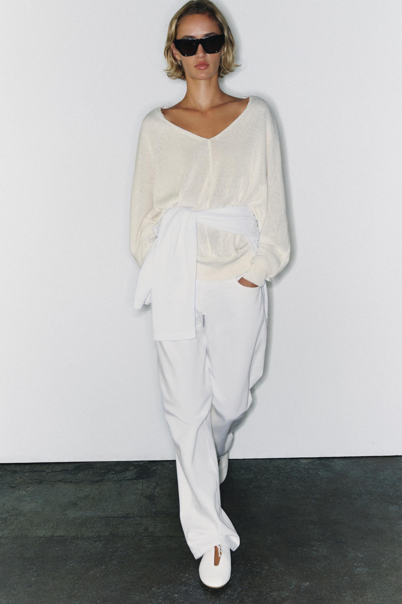 V-NECK KNIT JUMPER — Ecru