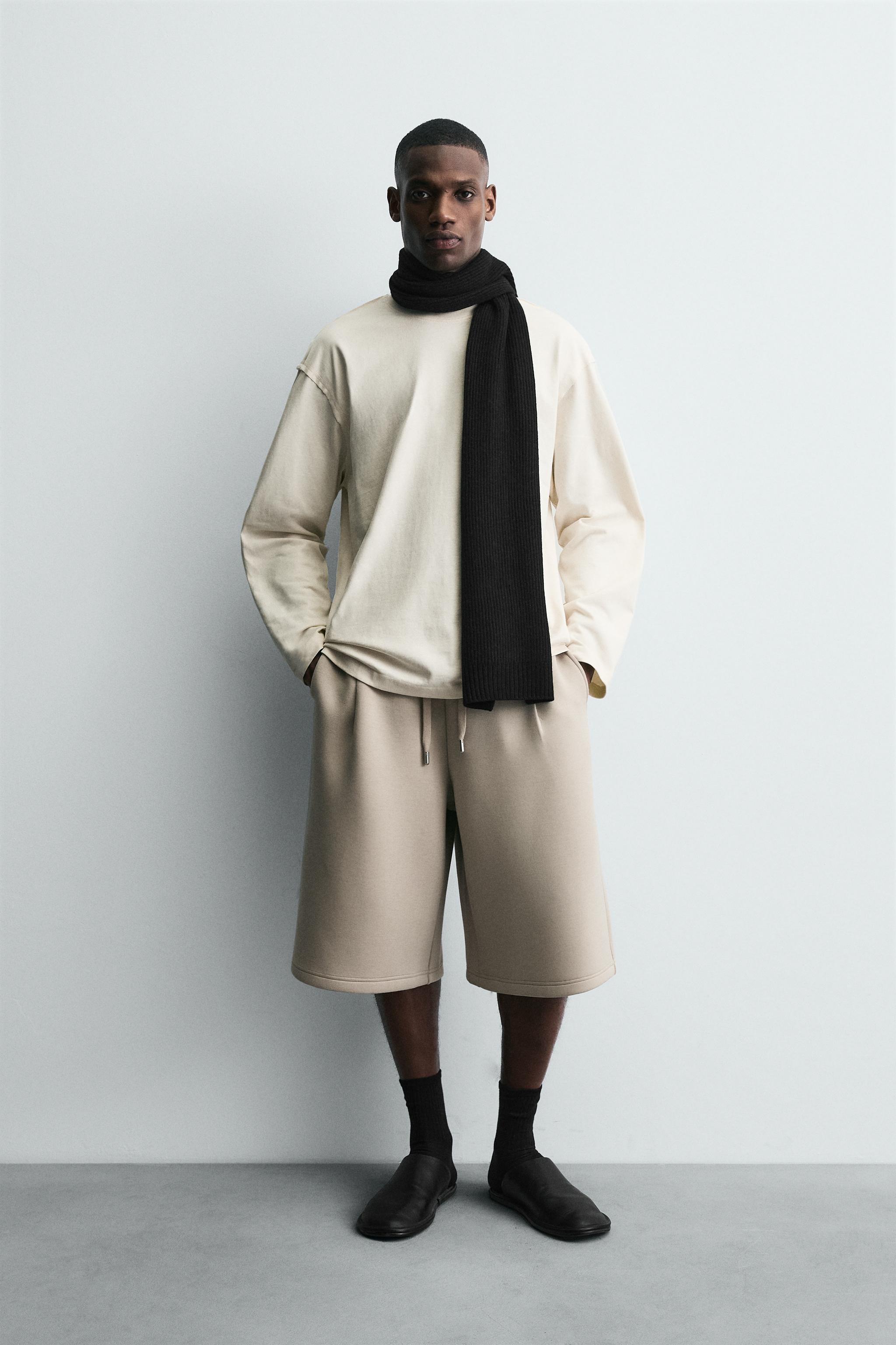 HEAVYWEIGHT LONG SLEEVE T-SHIRT WITH STUD - Oyster-white