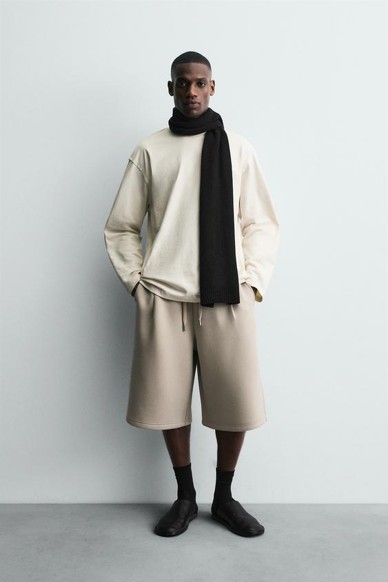 HEAVYWEIGHT LONG SLEEVE T-SHIRT WITH STUD