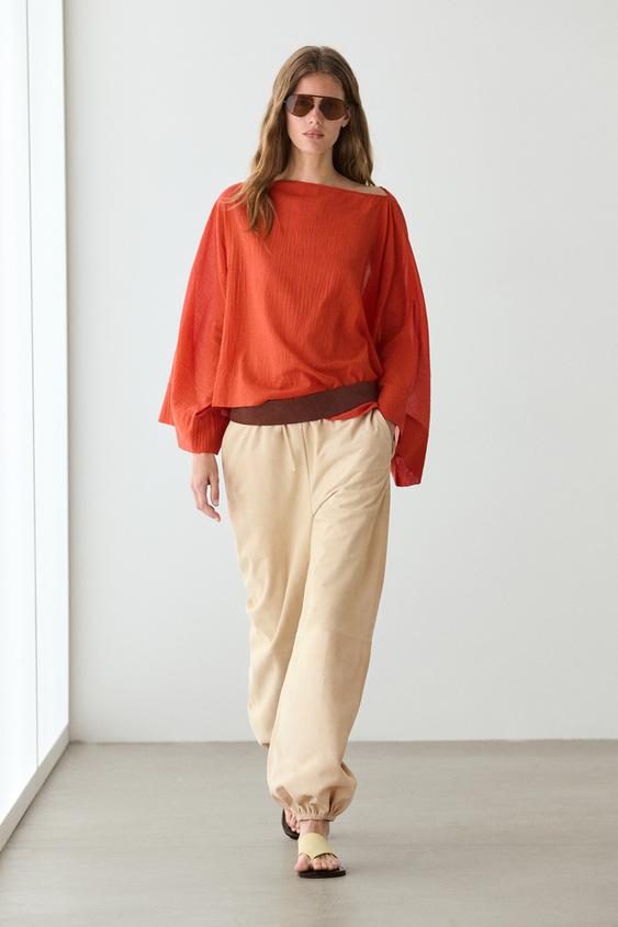 Flowing 100% cotton shirt with voluminous sleeves from Zara - $130