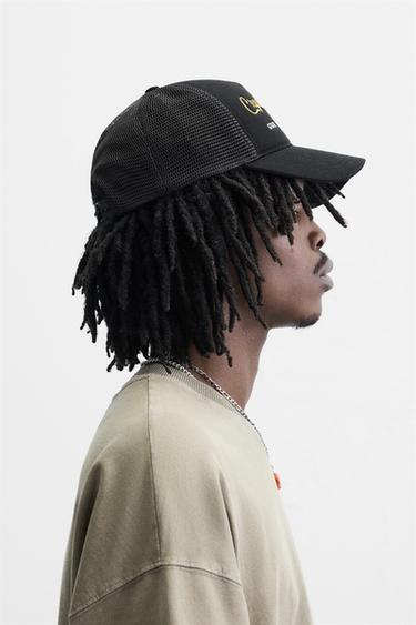 CASQUETTE AVEC BRODERIE EN CONTRASTE - Noir de Zara - Image 1