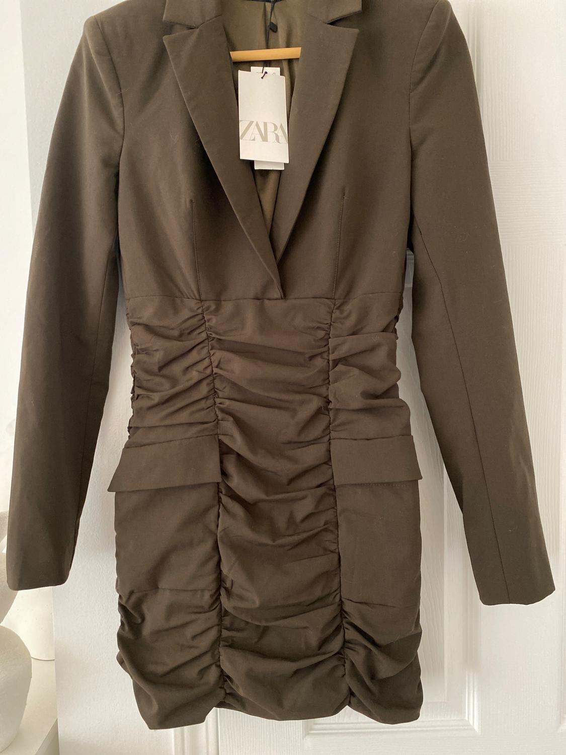 VESTIDO BLAZER DRAPEADOS - Image 2
