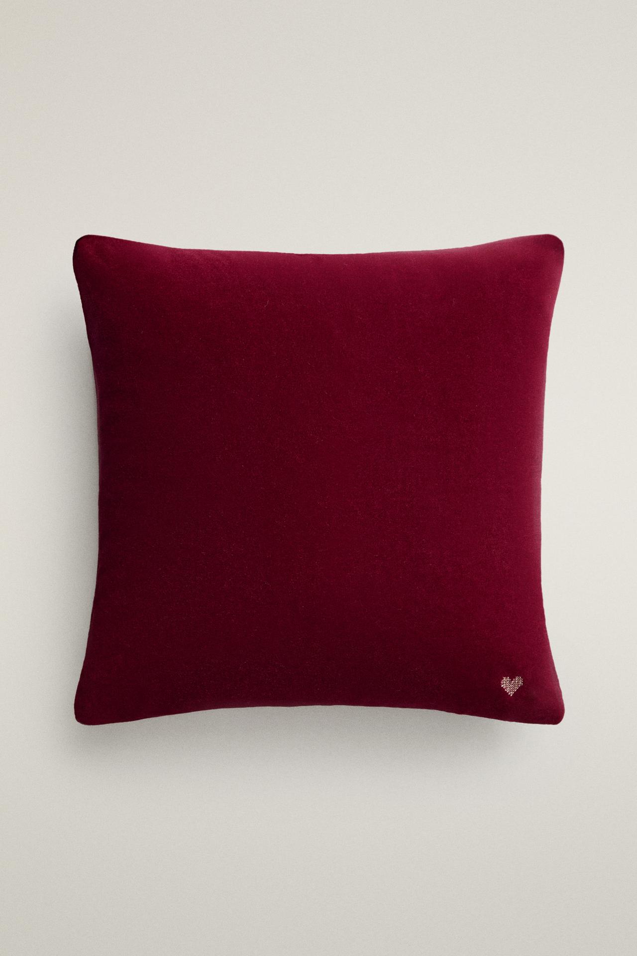 CHRISTMAS HEART VELVET CUSHION COVER