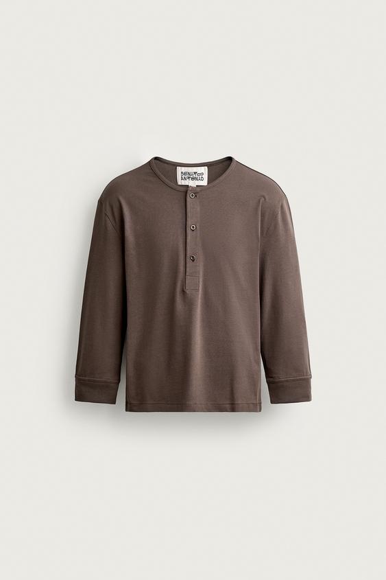 CROPPED FIT HENLEY T-SHIRT - Brown by Zara - Image 0