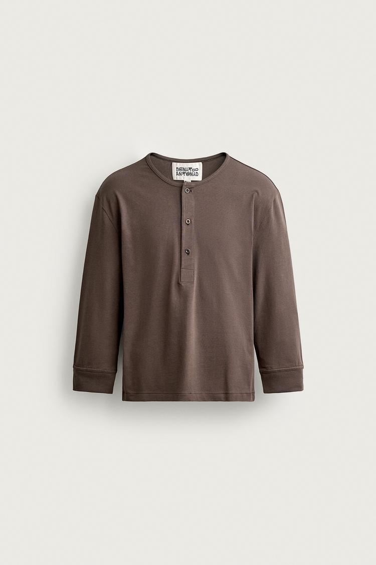 CROPPED FIT HENLEY T-SHIRT