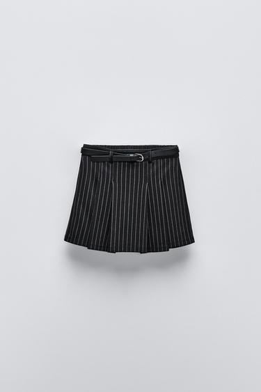 تنورة برمودا بخطوط رفيعة - أسود الخاص بـ Zara - صورة 0
