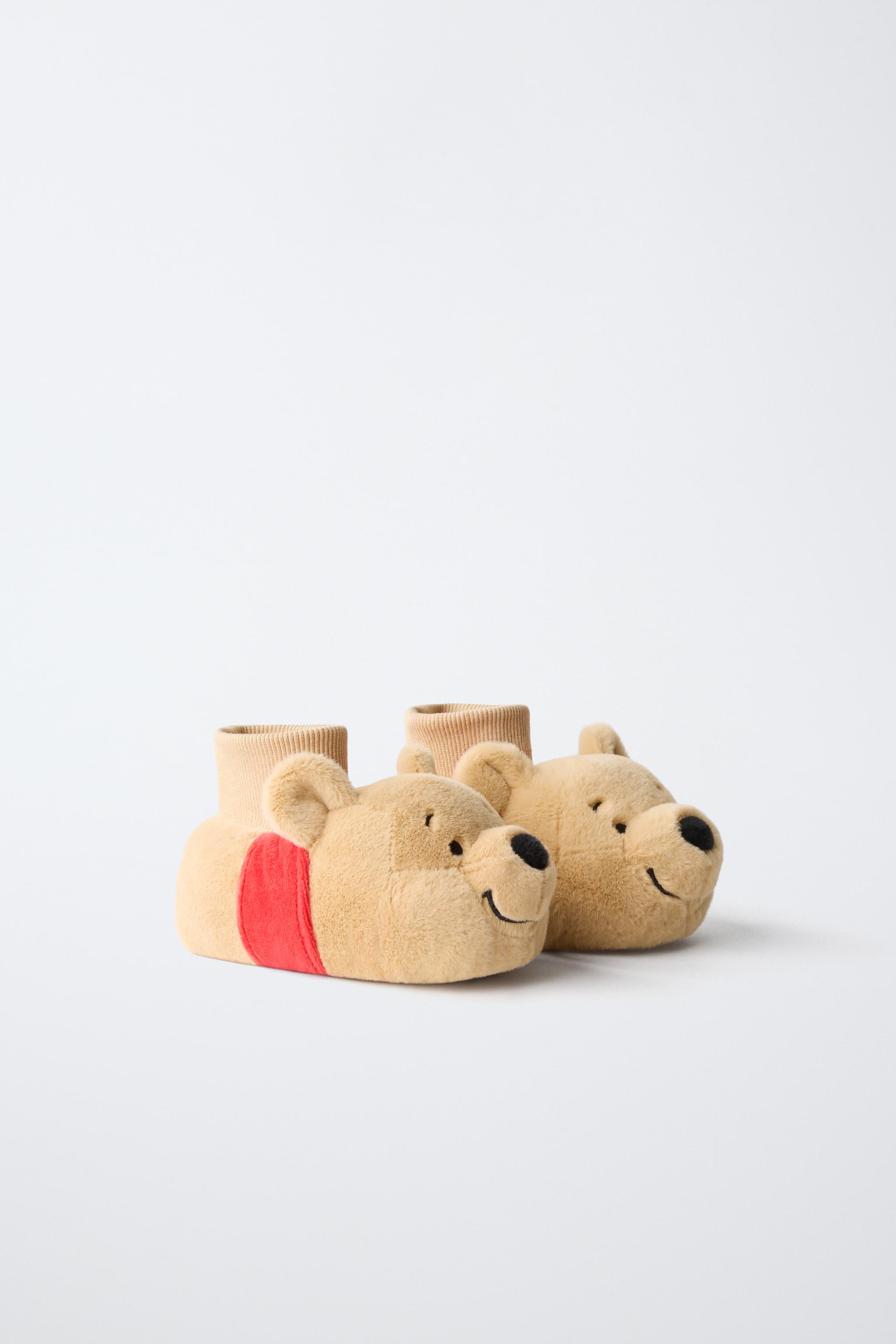 BASKET WINNIE L'OURSON © DISNEY