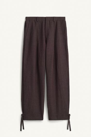 PANTALONS DE VESTIT DE RATLLES AMB PLECS LATERALS DE VISCOSA I LLI - Marró fosc de Zara