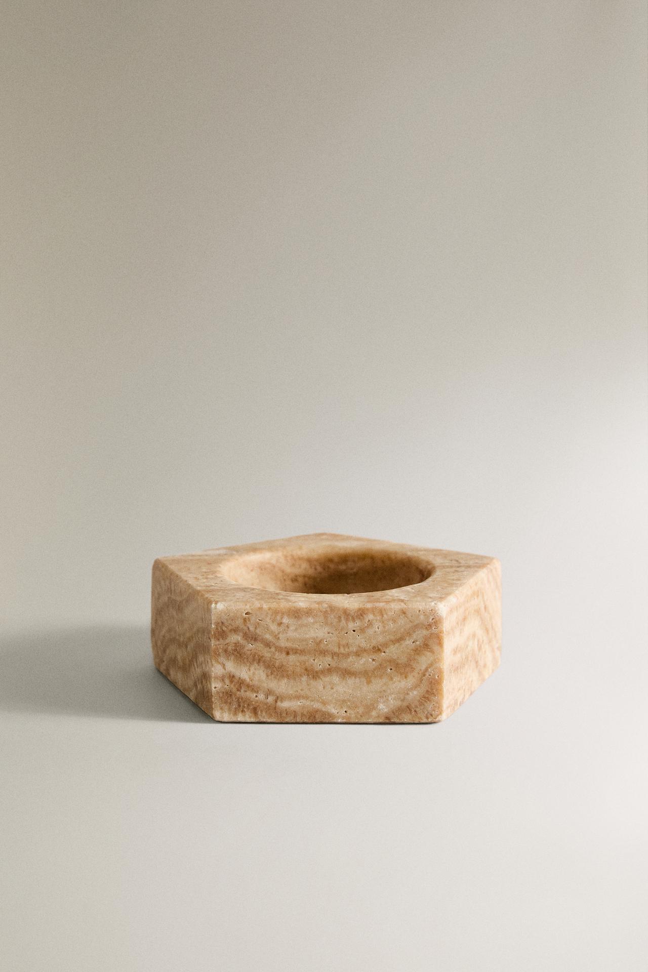 MARBLE STAR TEALIGHT HOLDER — Ecru