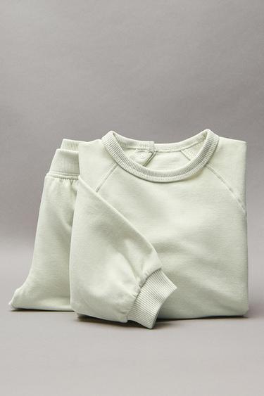 SWEATSHIRT AND JOGGERS SET - Light green by Zara