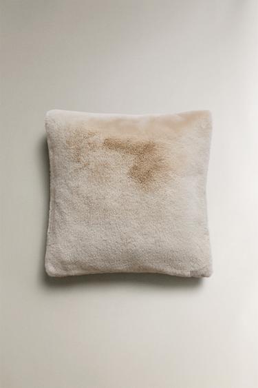 HOUSSE DE COUSSIN FAUSSE FOURRURE - Beige clair de Zara - Image 3