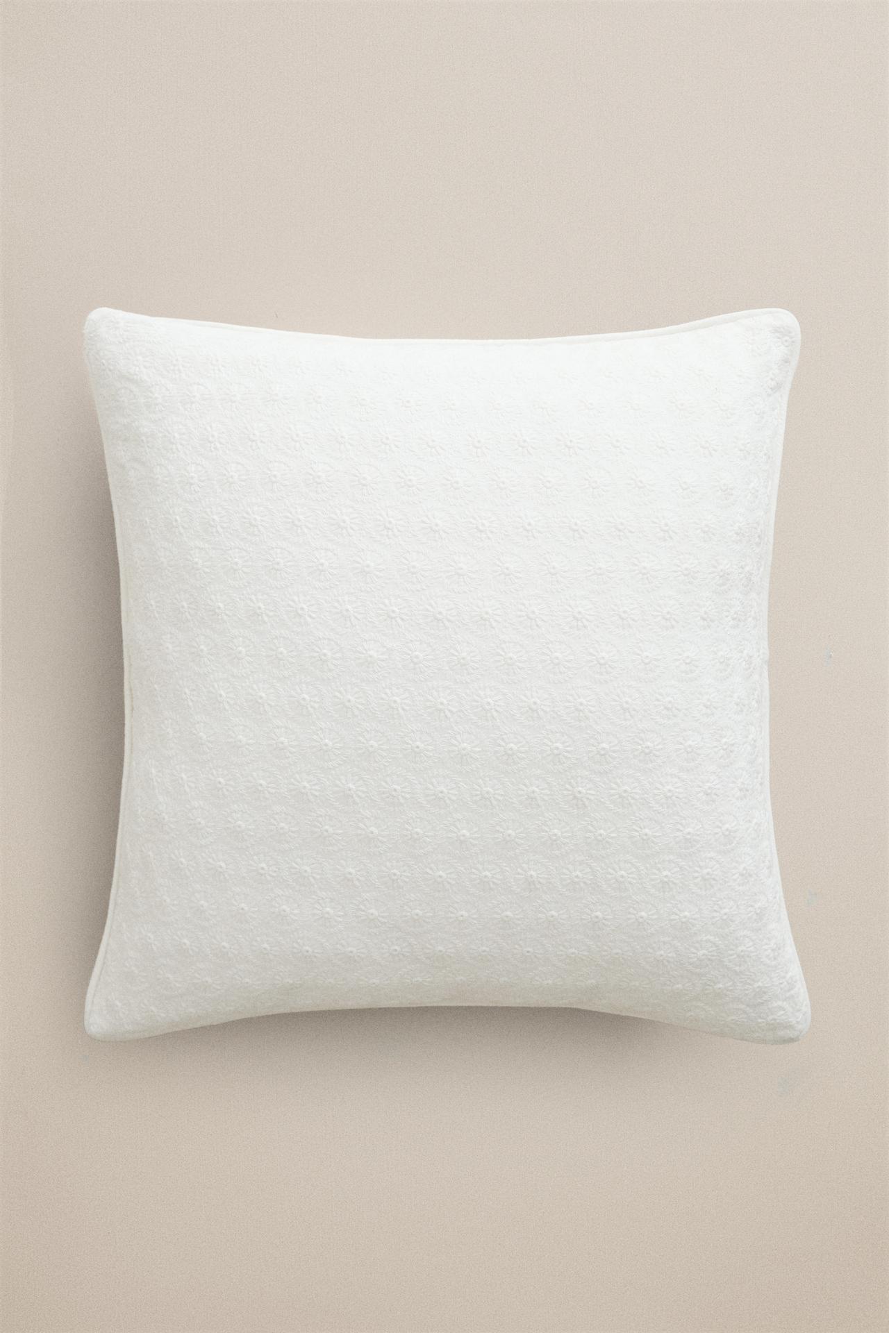 FLORAL EMBROIDERED THROW PILLOW COVER — white