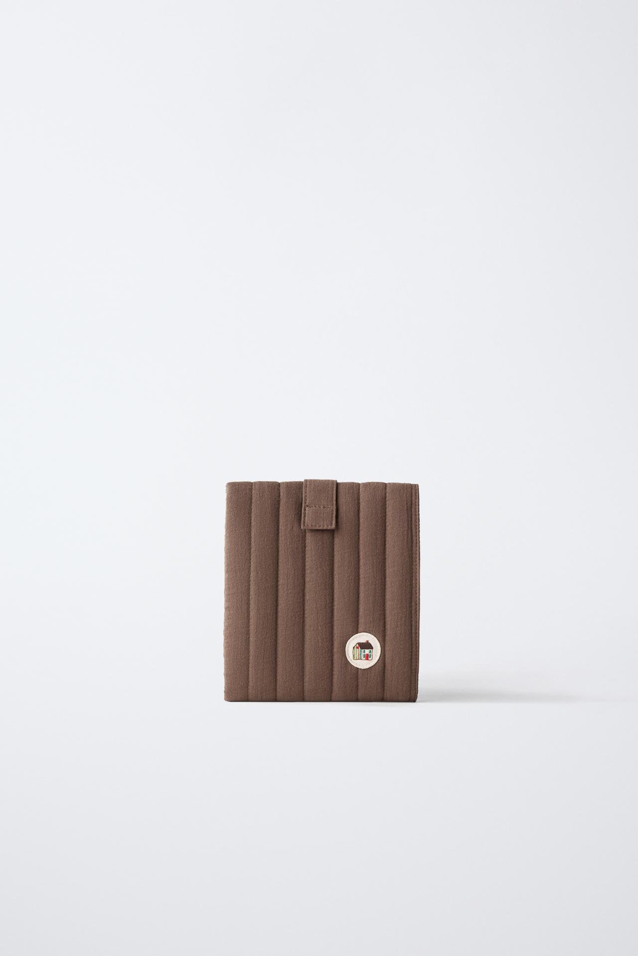 QUILTED CHANGING MAT — Brown