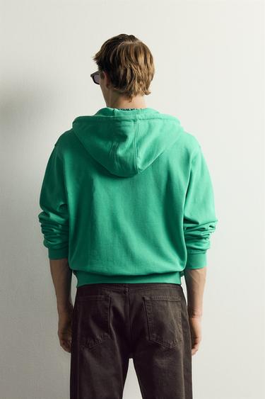 HOODIE RELAXED FIT À CAPUCHE AARON LEVINE X ZARA - Vert chiné de Zara - Image 2
