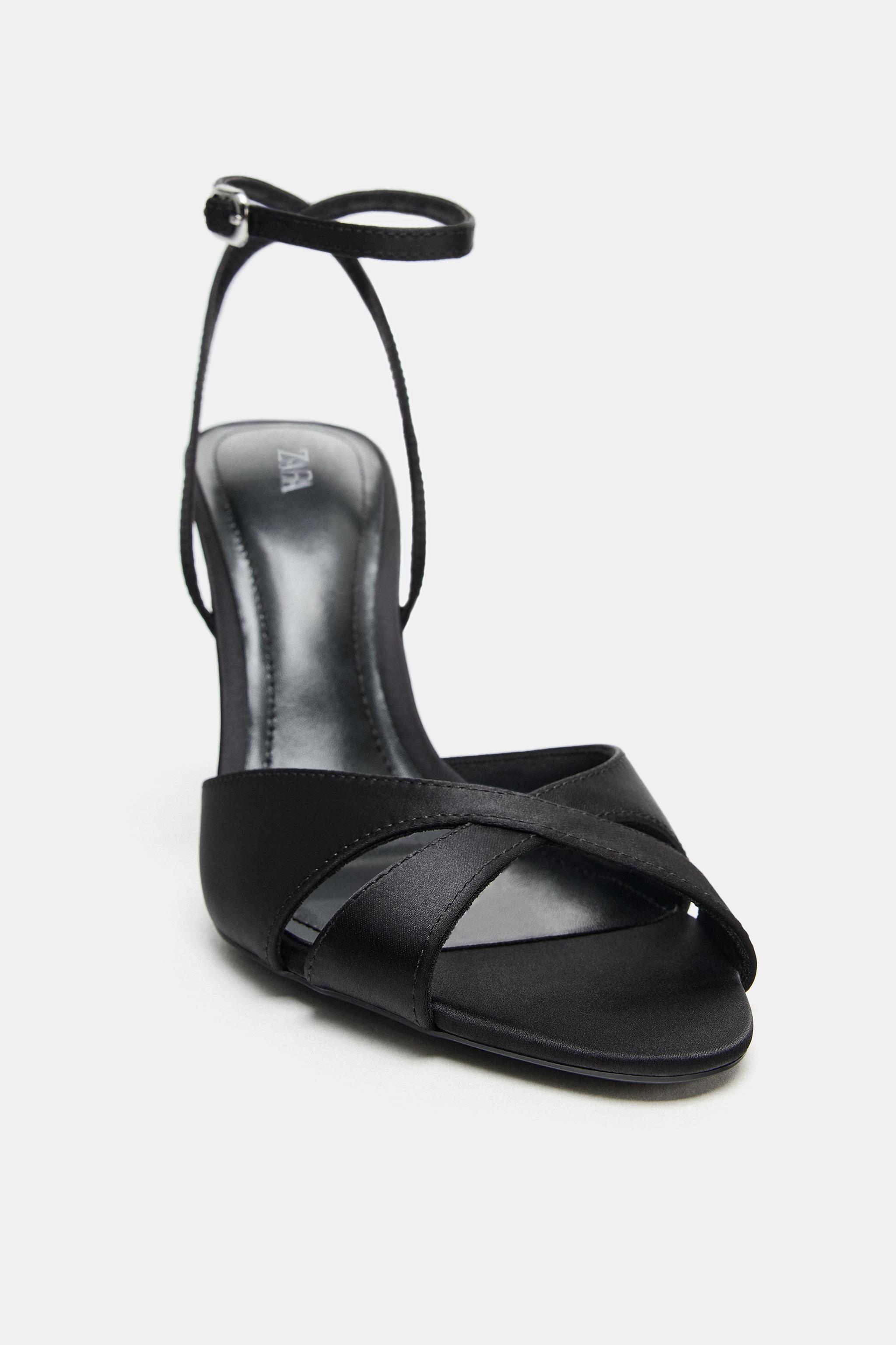 SANDALES À TALONS EFFET SATINÉ