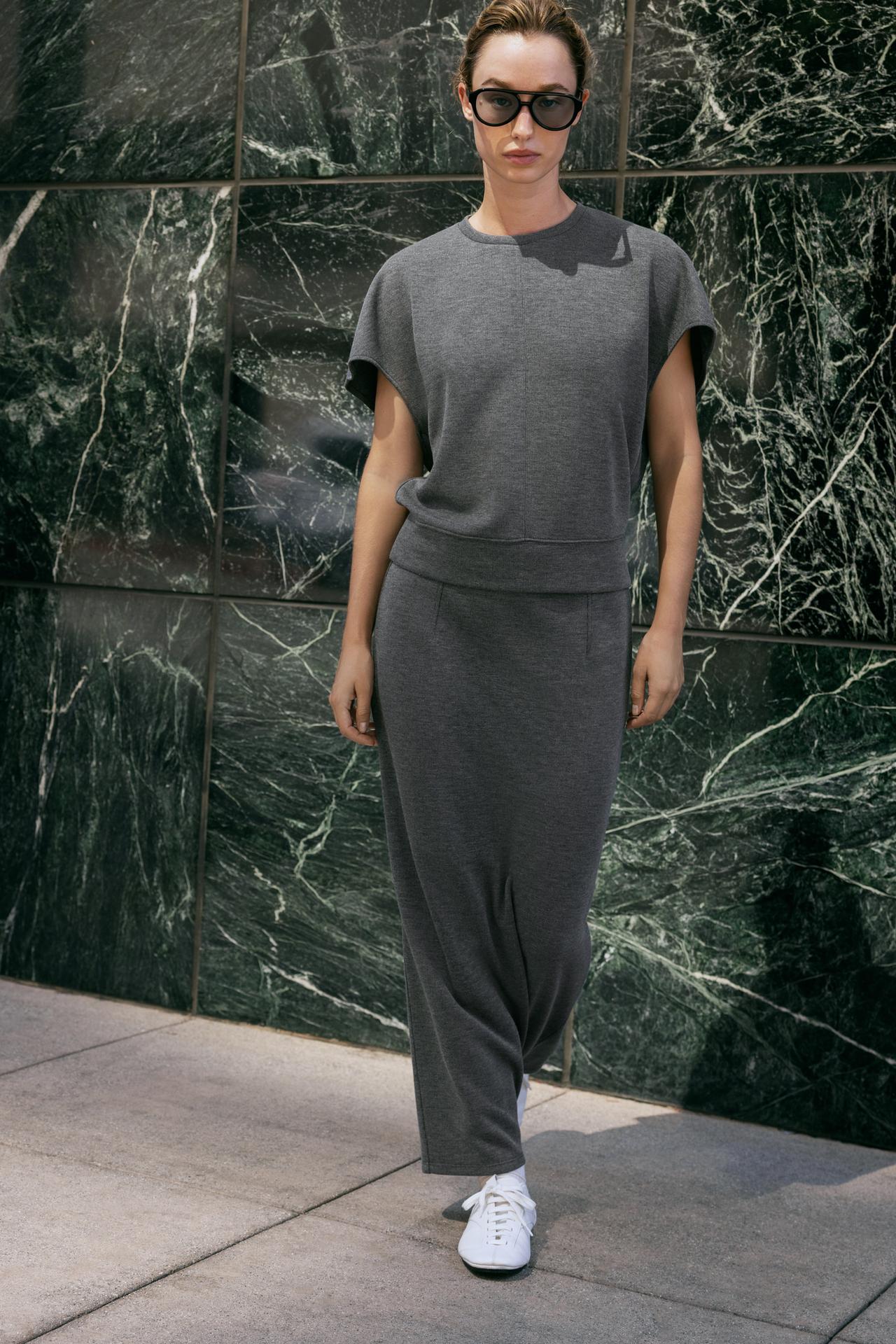 SOFT SHORT-SLEEVE TOP — Gray marl