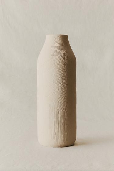 TEXTURED CERAMIC VASE - Bone by Zara