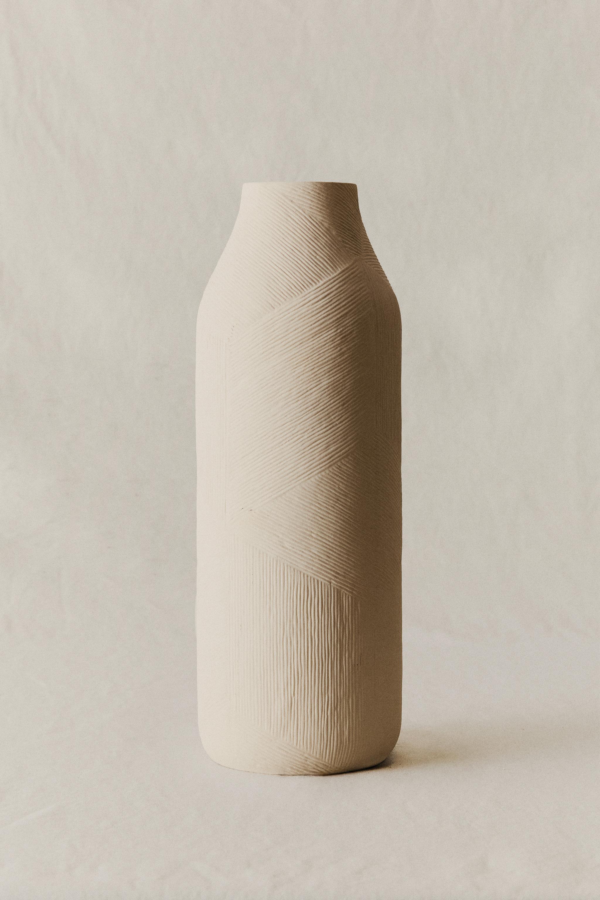 TEXTURED CERAMIC VASE