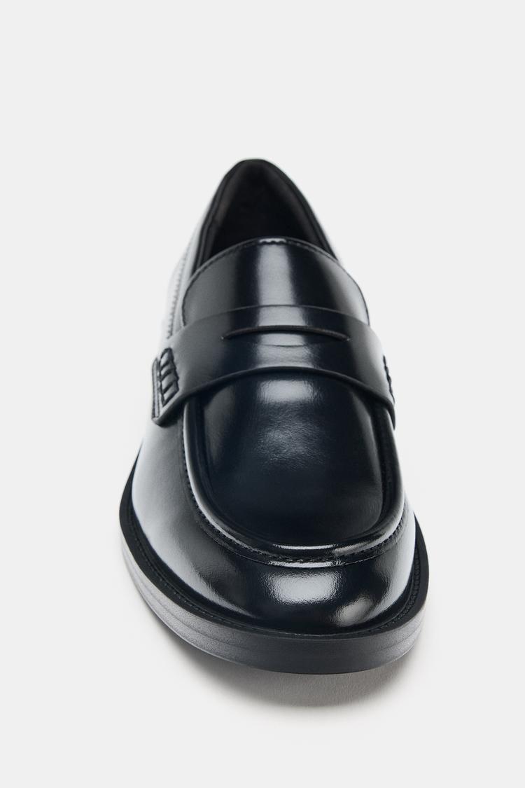 LOAFER SHOES