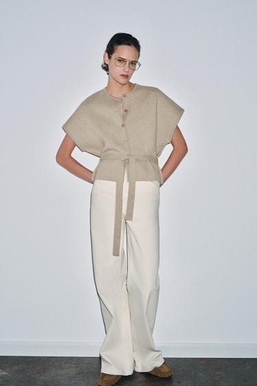 CHAQUETA PUNTO CINTURÓN MANGA CORTA - Gris topo de Zara