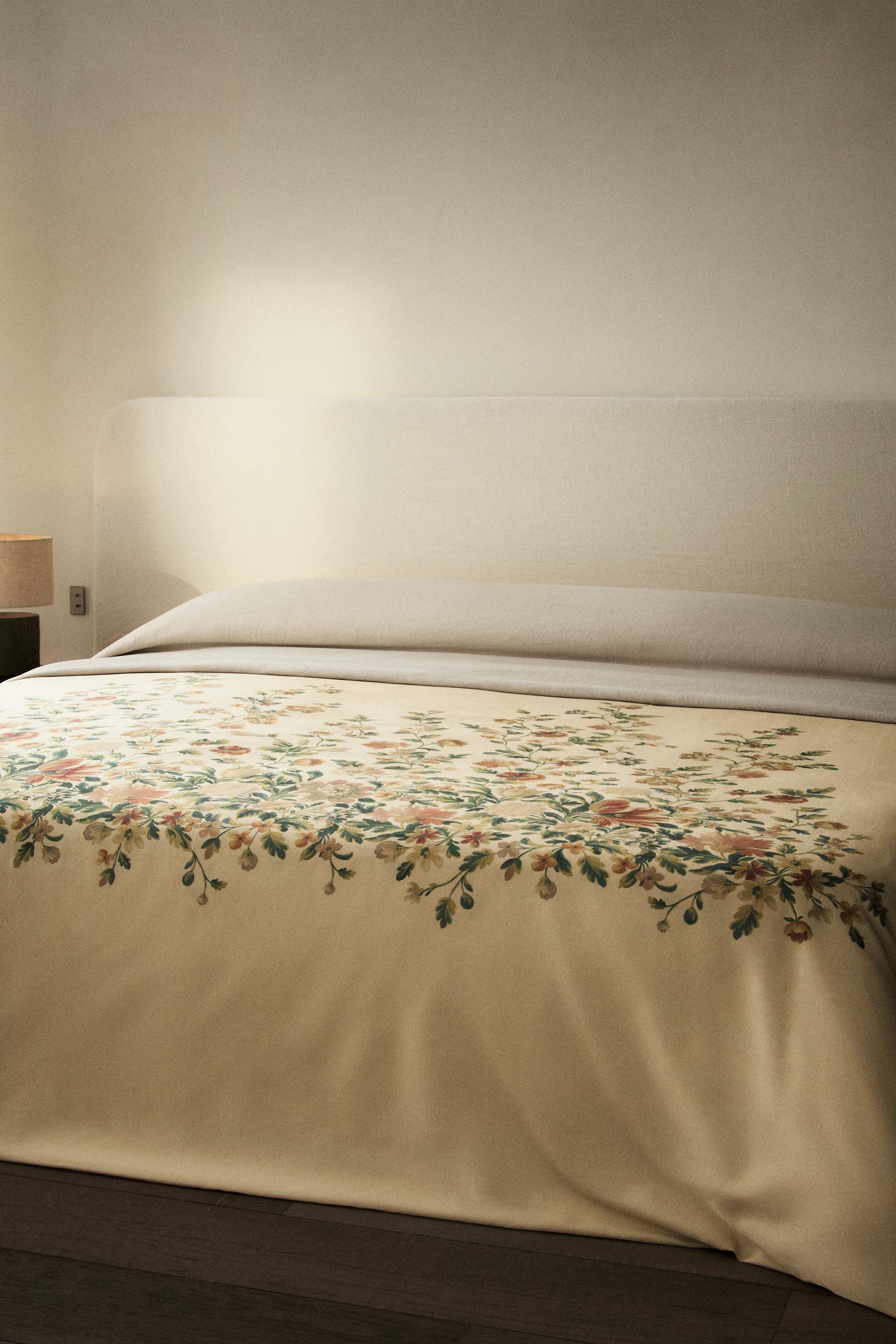 FLORAL PRINT SATEEN DUVET COVER