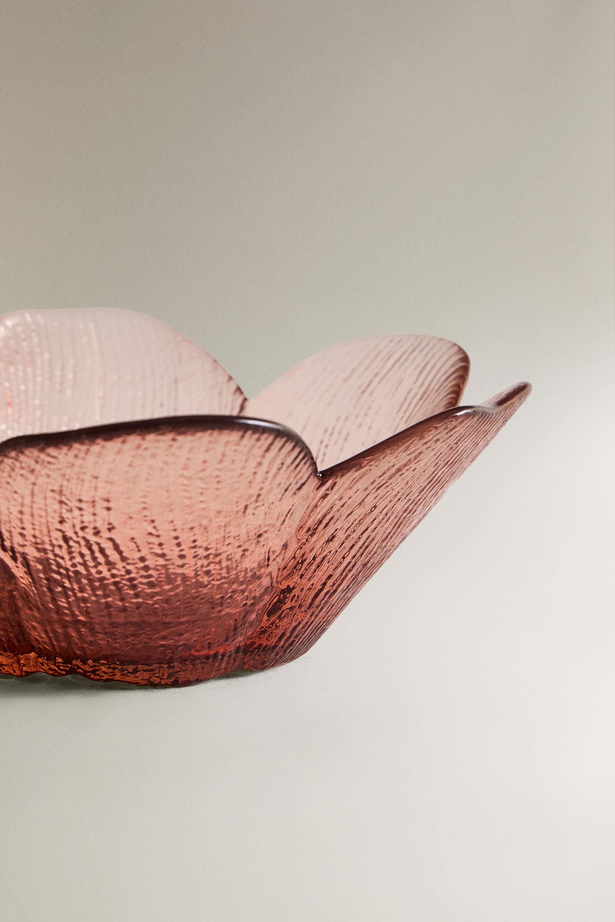 GLASS BOWL WITH RAISED FLORAL DESIGN