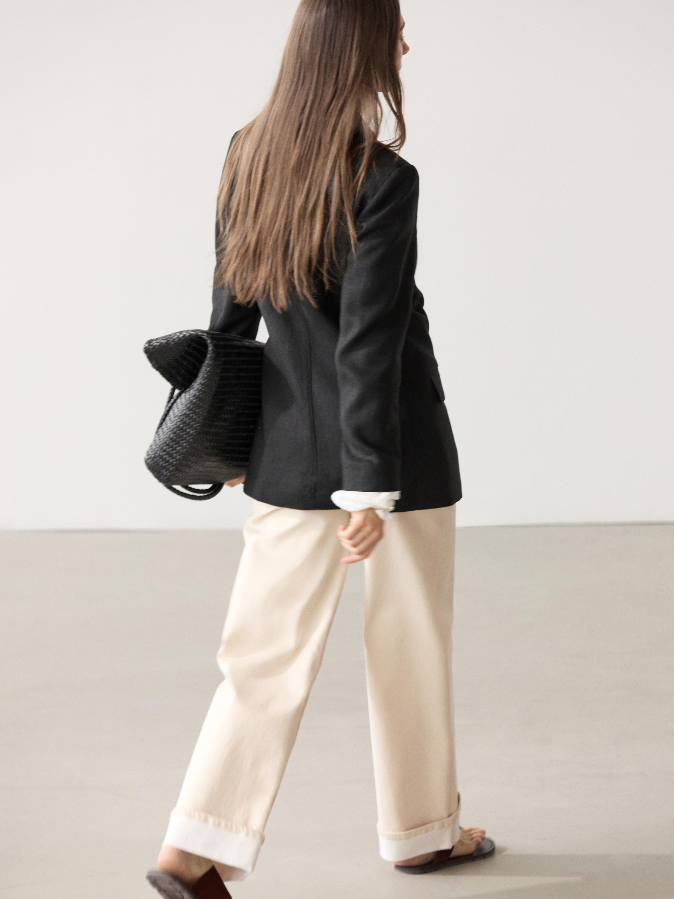 100% linen double-breasted blazer