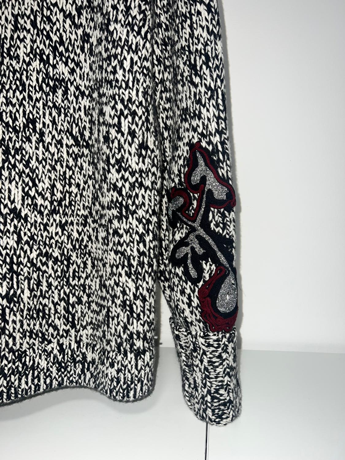 LIMITED EDITION EMBROIDERED SWEATER - Image 4