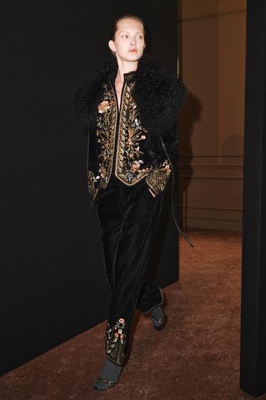 ZW COLLECTION EMBROIDERED VELVET JACKET — Black 2