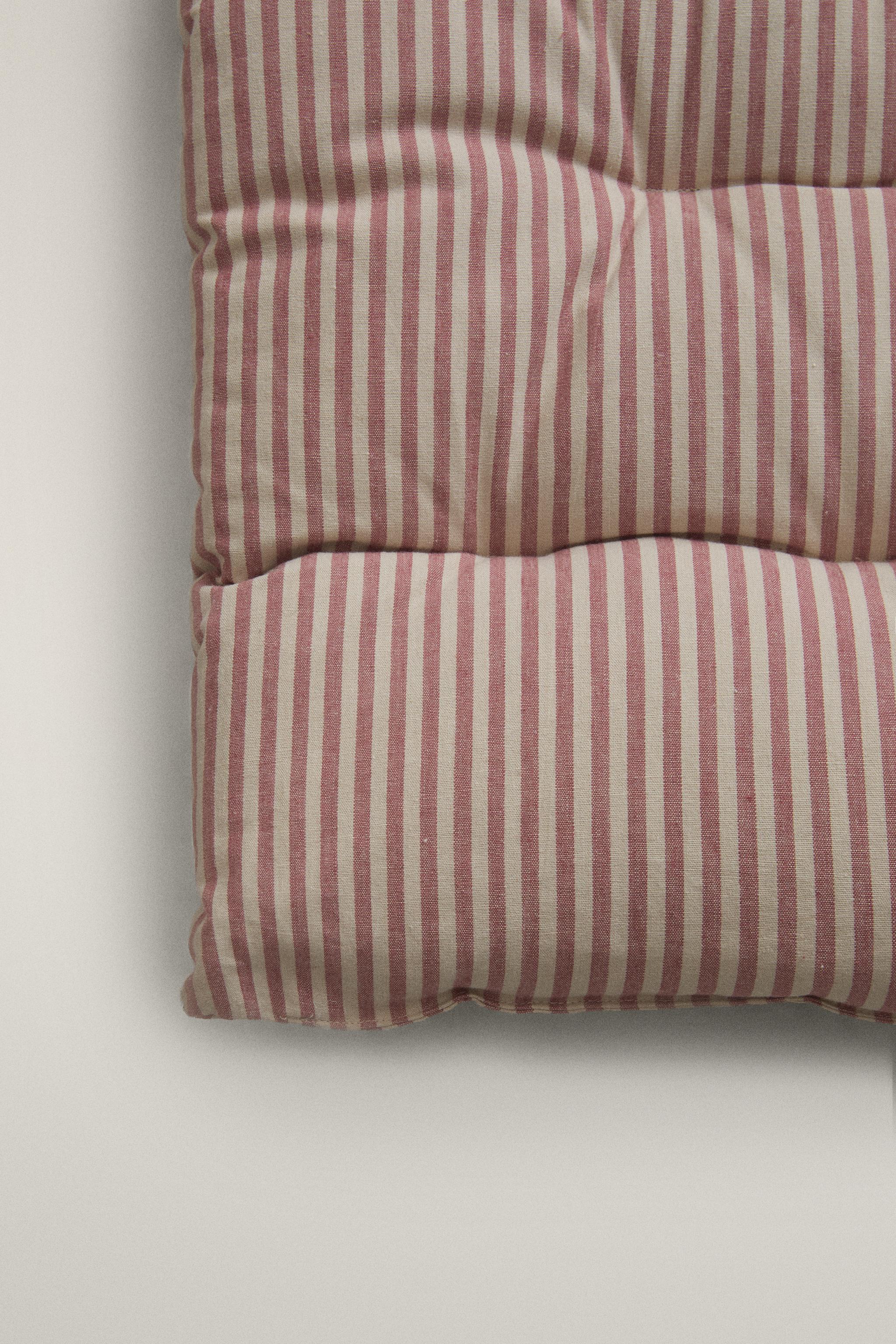 STRIPED TOPPER — striped