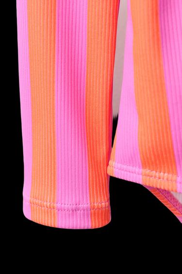 1-6 AÑOS/ MAILLOT BAÑO RAYAS Y TEXTO - Naranja flúor de Zara