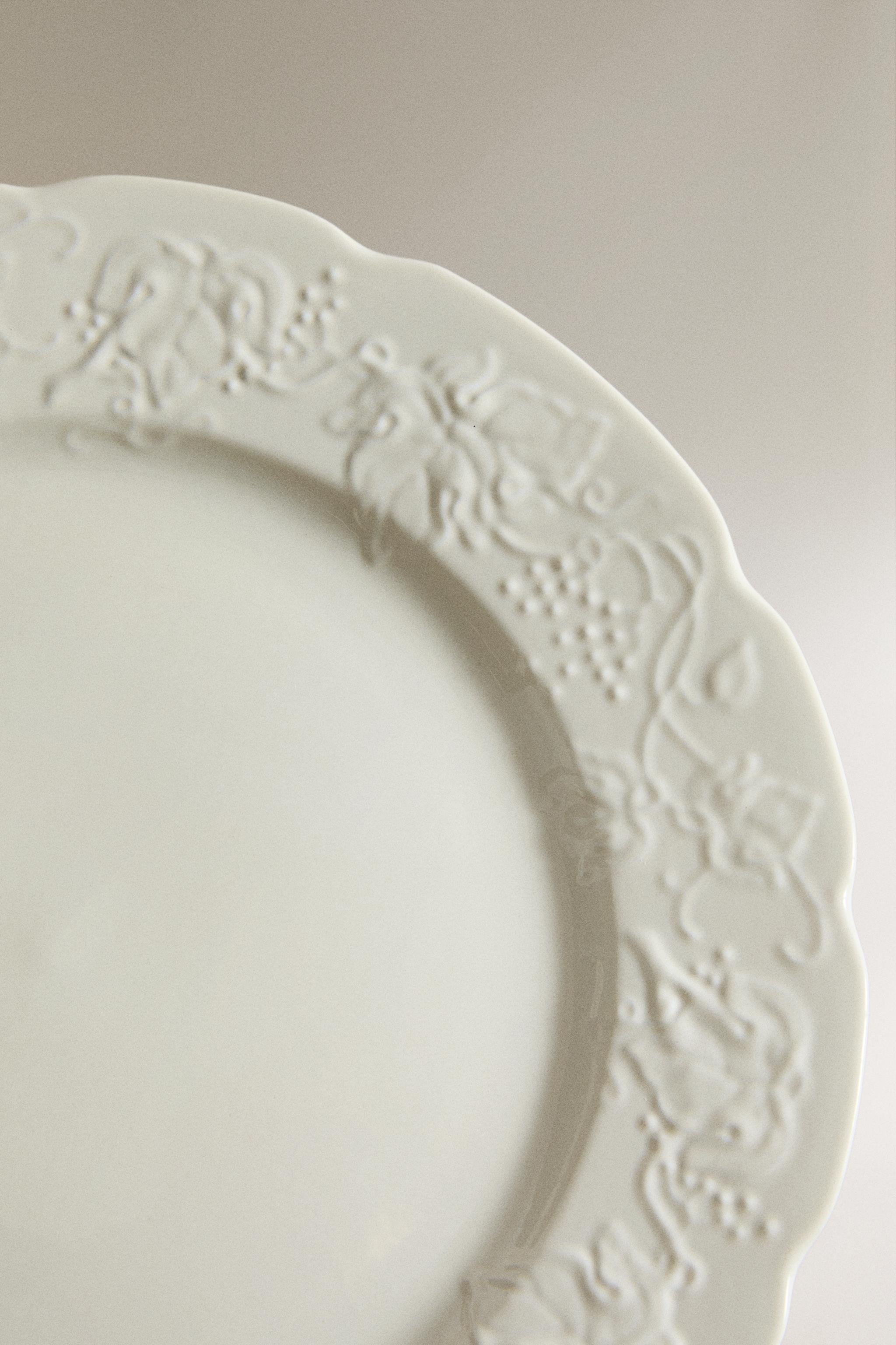 ASSIETTE PLATE PORCELAINE RAISINS