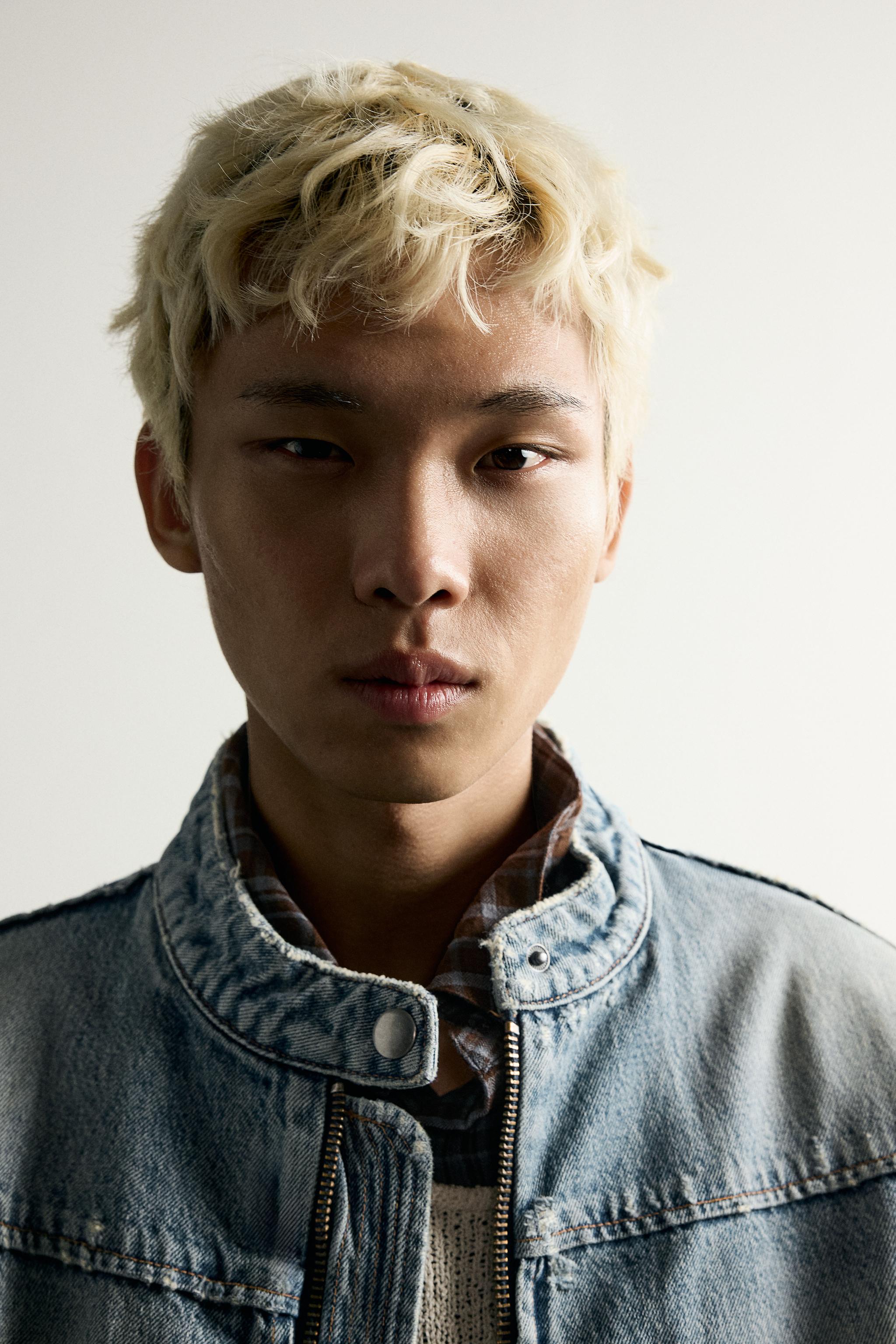 CROPPED DENIM BIKER JACKET