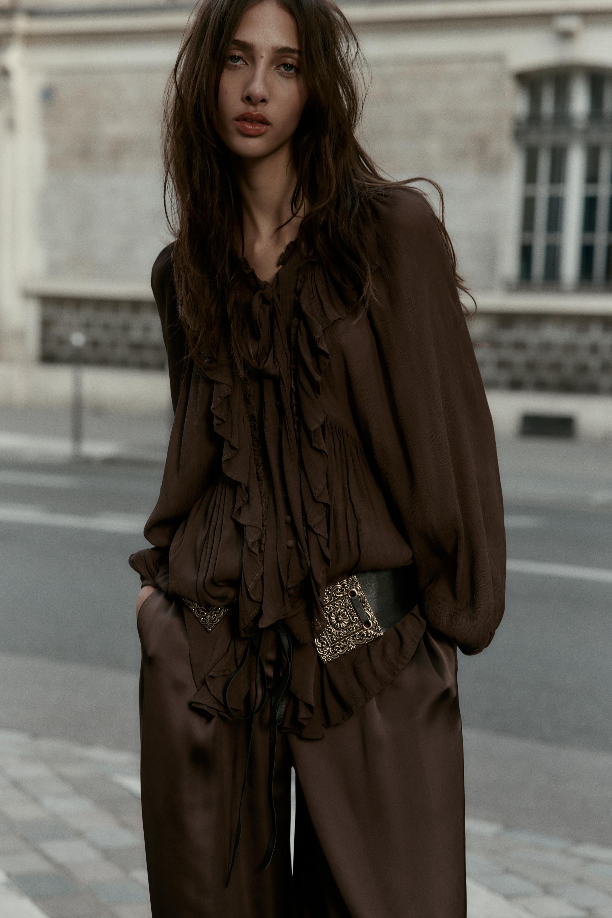 FLOWY RUFFLED SHIRT