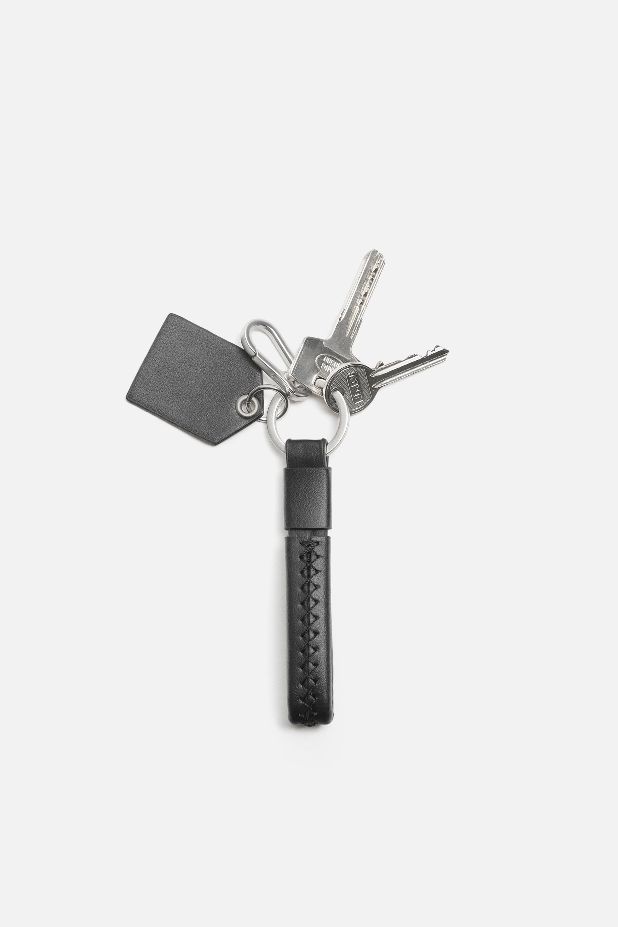 KEYCHAIN WITH TOPSTITCHING - Brown | ZARA Canada