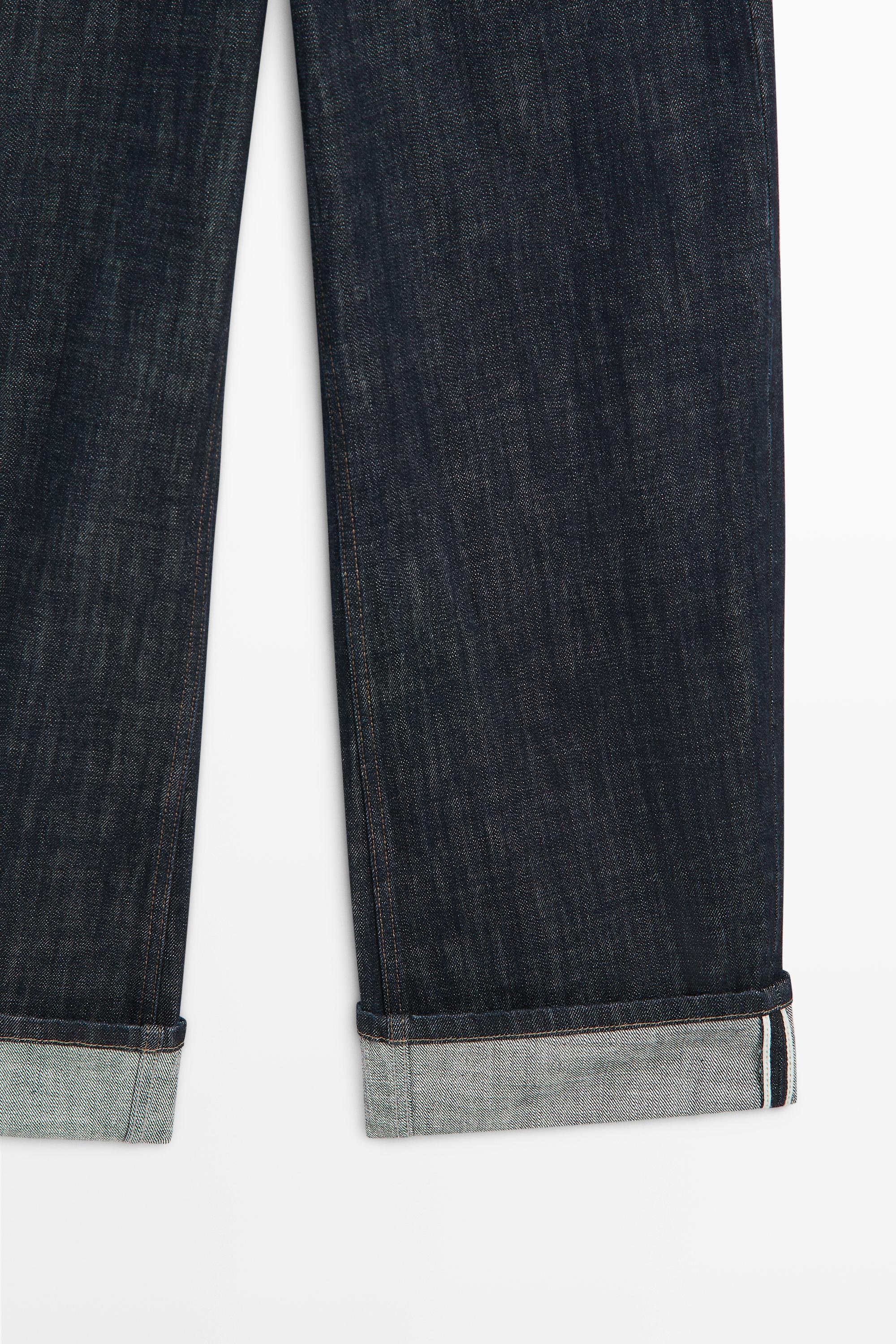 High-waist barrel fit jeans with turn-up hem