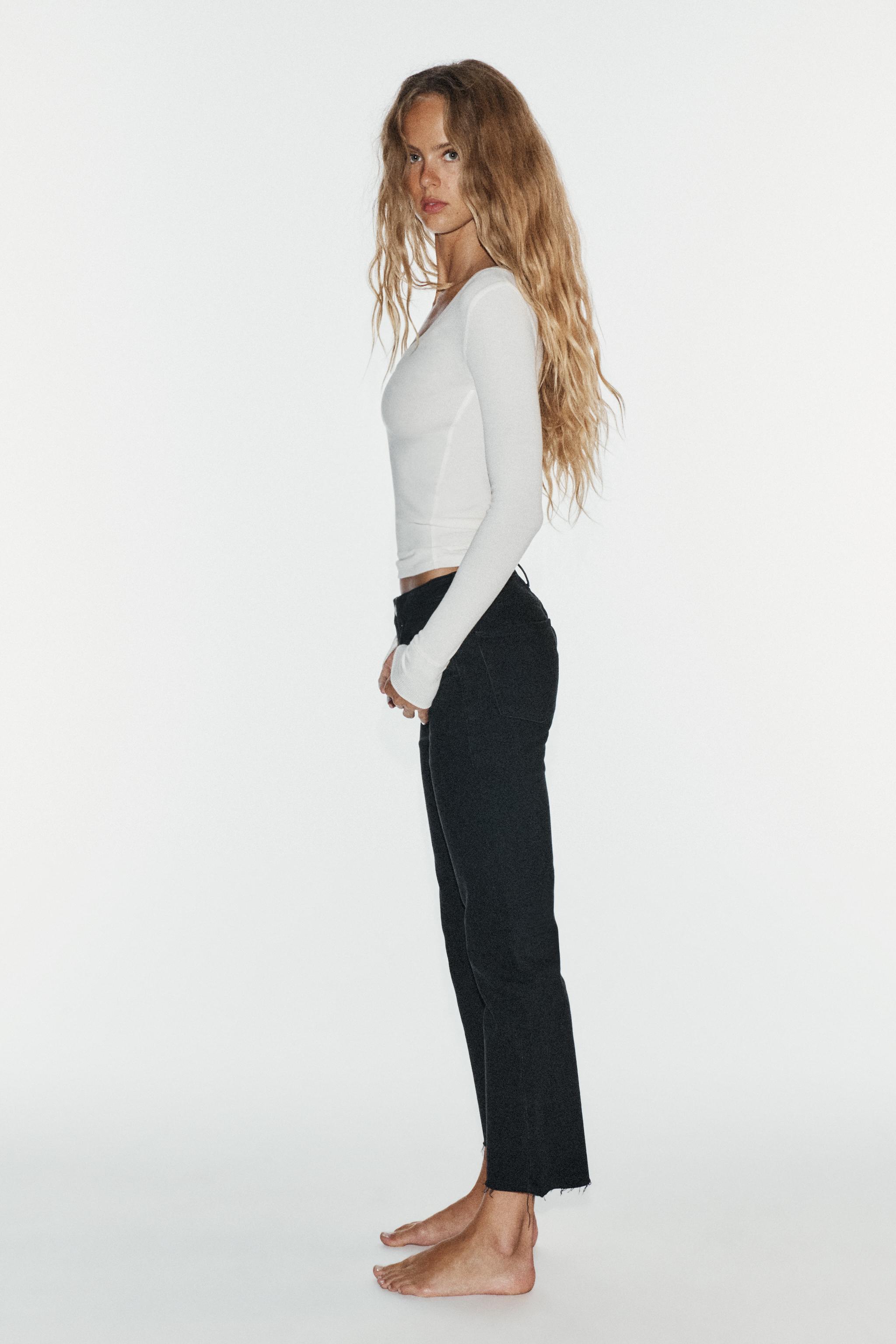 Женские джинсы Zara TRF HIGH-RISE CROPPED POLKA DOT FLARE JEANS — фото 4