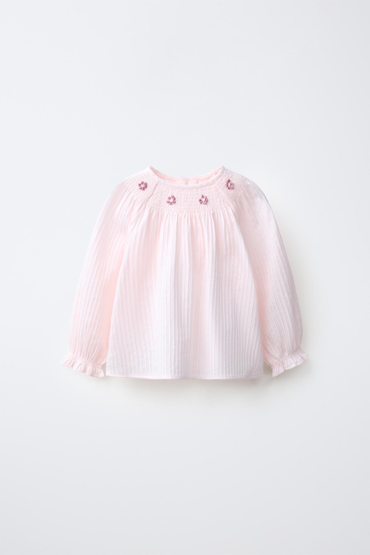 БЛУЗА С ФАКТУРНОЙ ВЫШИВКОЙ