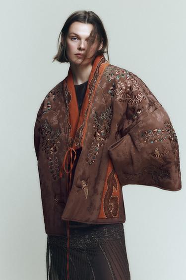 ÁO KHOÁC THÊU HỌA TIẾT ĐÍNH CƯỜM LIMITED EDITION - Màu tím cà từ Zara