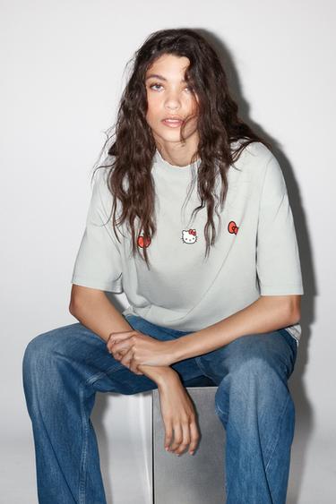 HELLO KITTY © 2025 SANRIO WASHED EFFECT T-SHIRT - Grey by Zara - Image 1