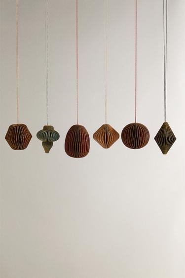 PACK OF PAPER CHRISTMAS DECORATIONS (PACK OF 12) - بني الخاص بـ Zara