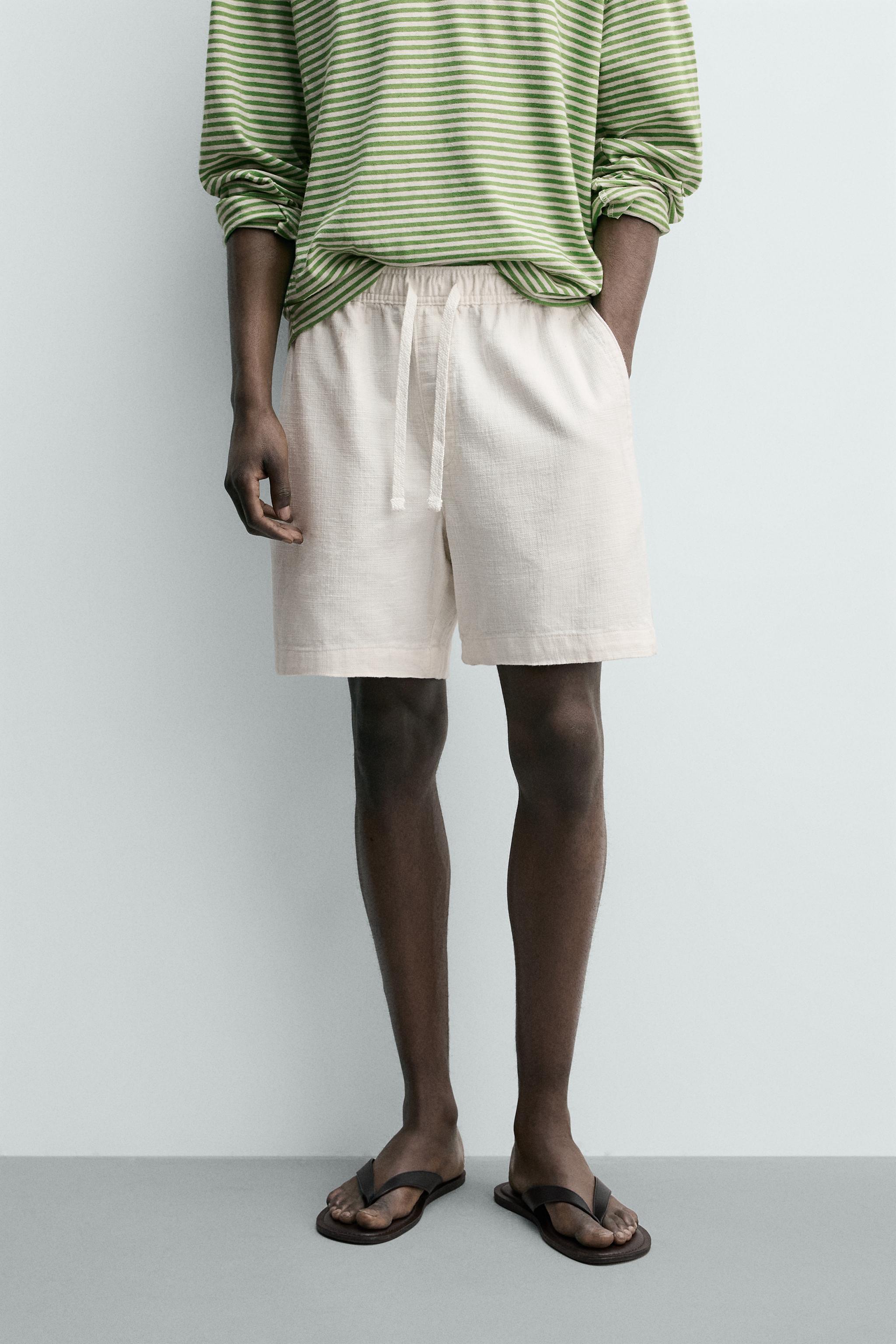 TEXTURED REGULAR FIT SHORTS — Oyster-white