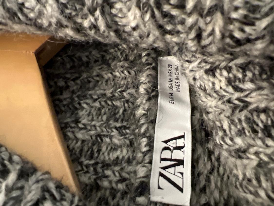 GREY KNIT SWEATER - Image 3