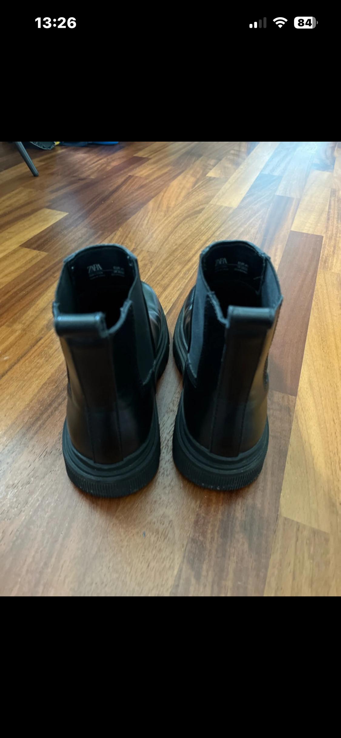 CHELSEA BOOTS - Image 4