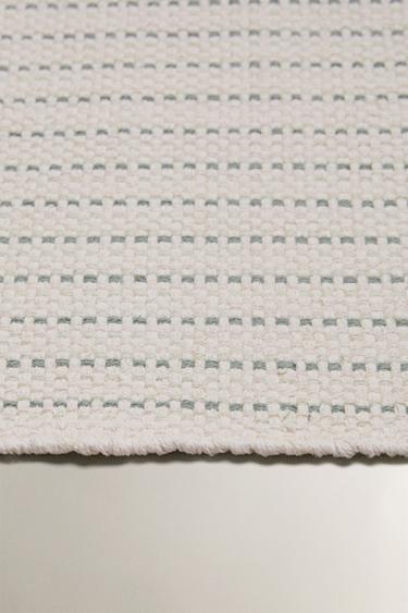 TAPIS DE BAIN TEXTURÉ - Écru / Vert de Zara - Image 2