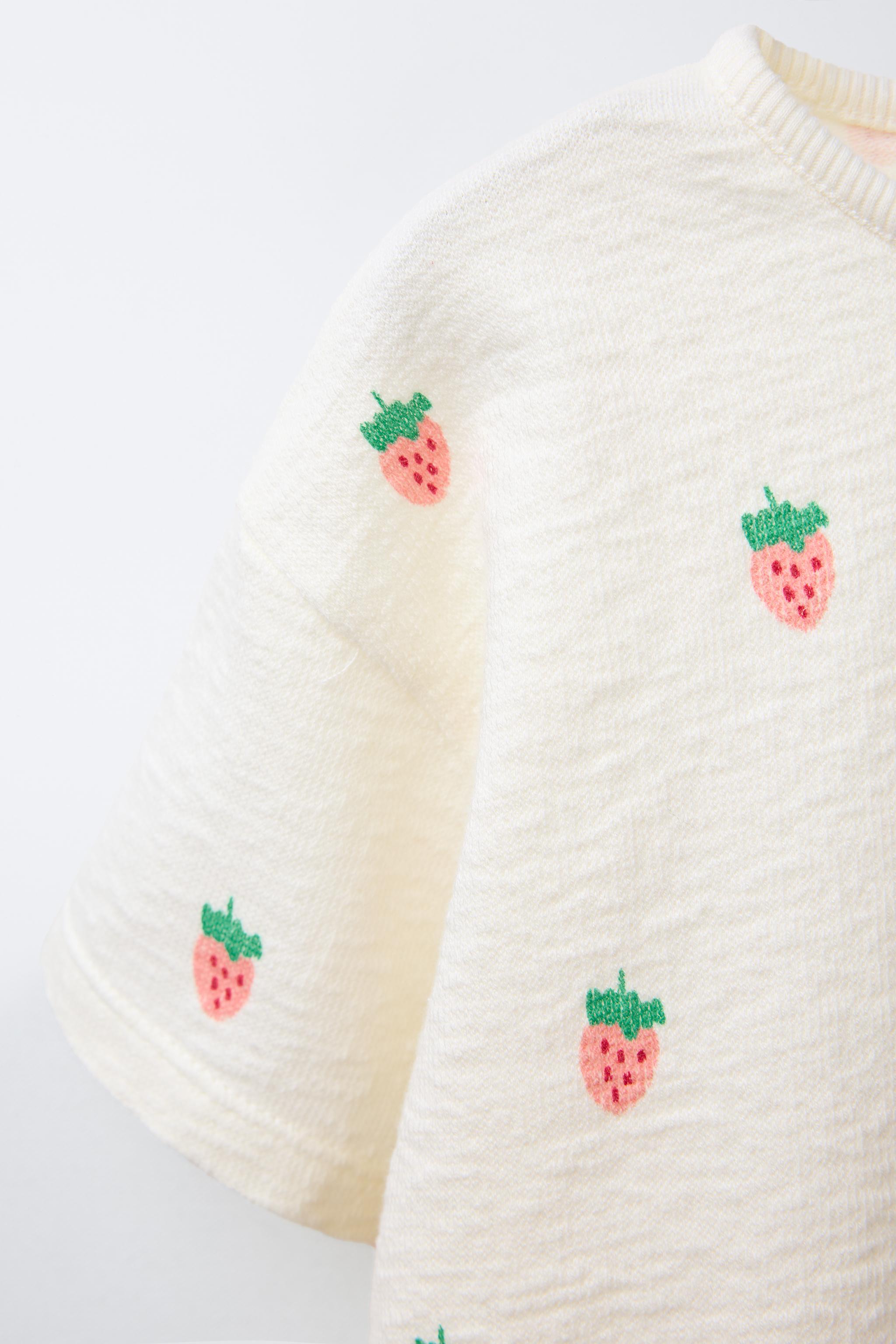 ［ZARA］ストロベリープリントＴシャツ 6224/307/250 STRAWBERRY PRINT T-SHIRT - White | ZARA United States