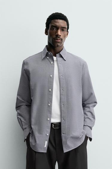 قميص قطني مربعات - أزرق / أبيض الخاص بـ Zara