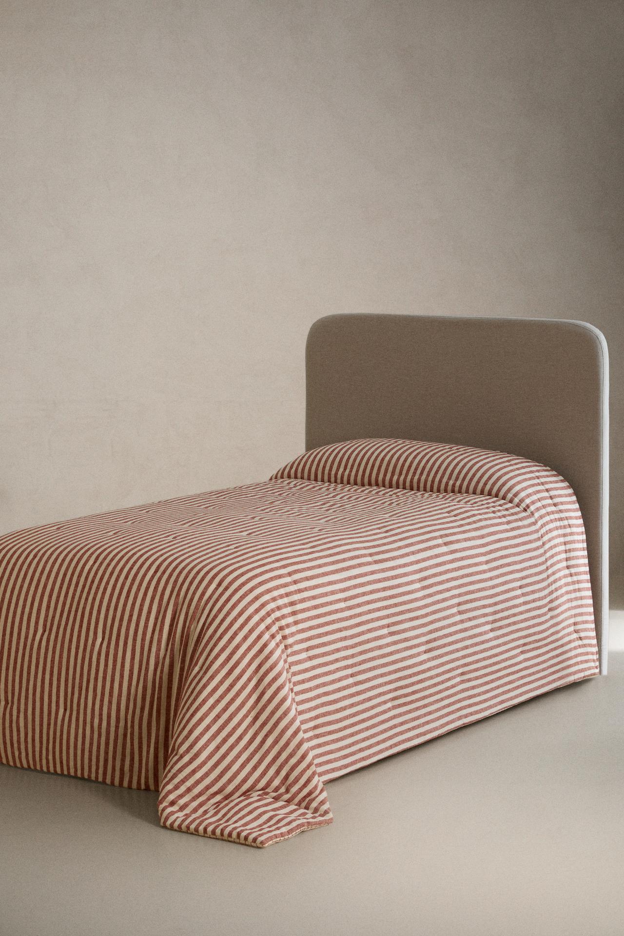 KIDS' STRIPED LINEN AND COTTON QUILTED BEDSPREAD — Brick