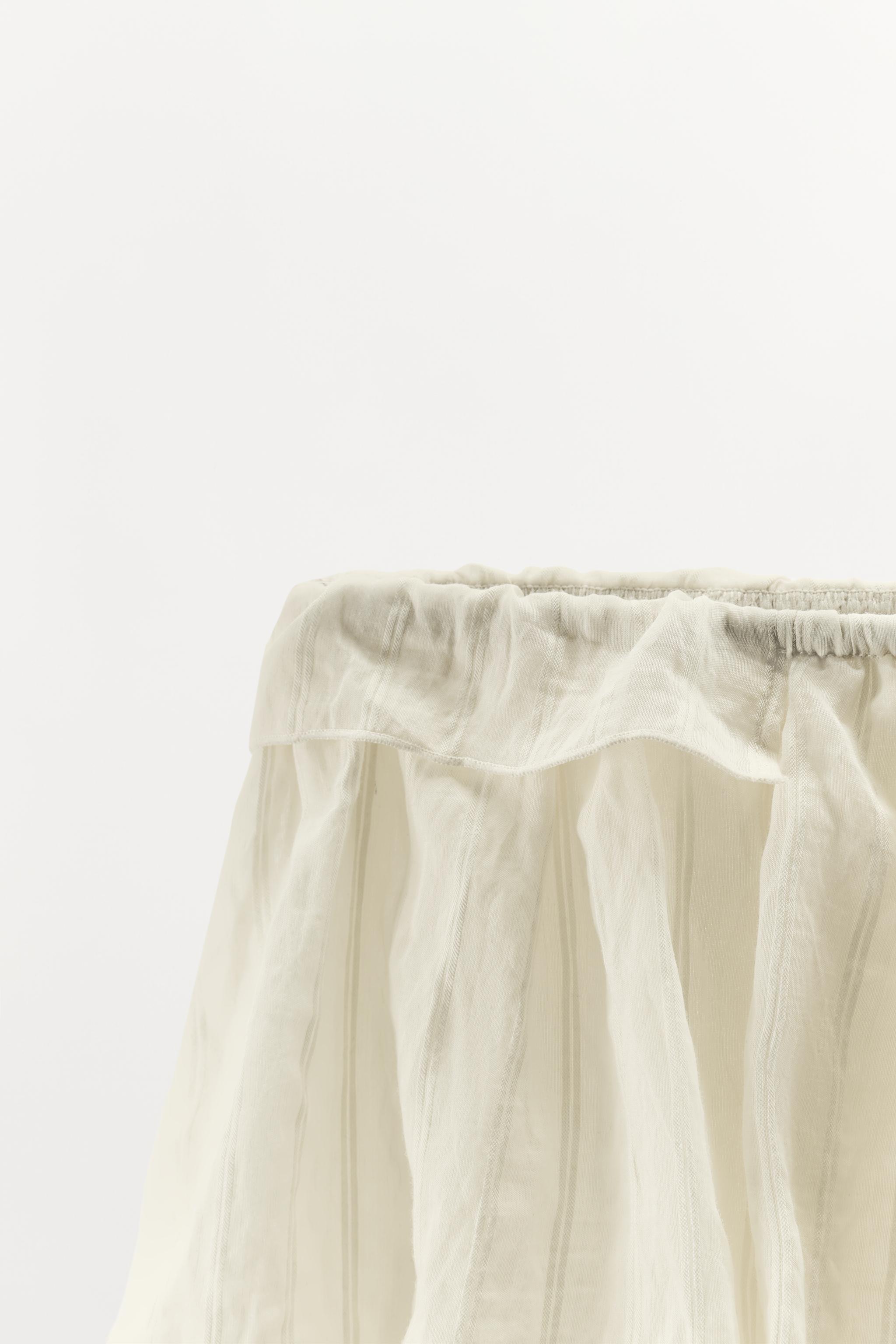 RUFFLED STRIPED BLOOMER SHORTS
